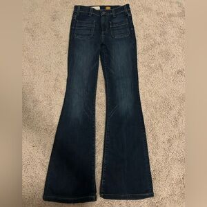 Anthropologie pilcro boot cut jeans!
